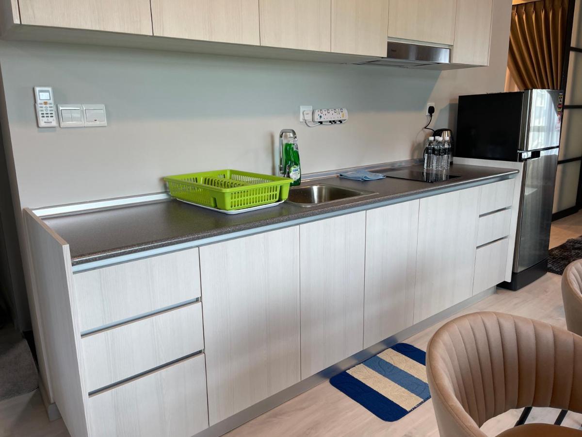 Seaview Luxury Condo Homestay 2Bed 2Bath Jesselton Quay By R2 Residence Kota Kinabalu Esterno foto